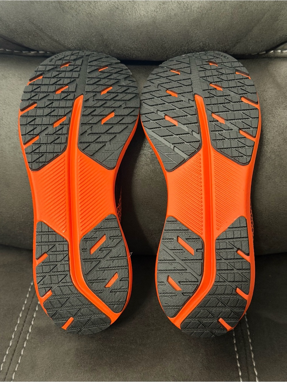 Brooks Hyperion Tempo 2022 Women’s Running Shoes Size 7.5 NWOB Black Orange - Picture 5 of 9